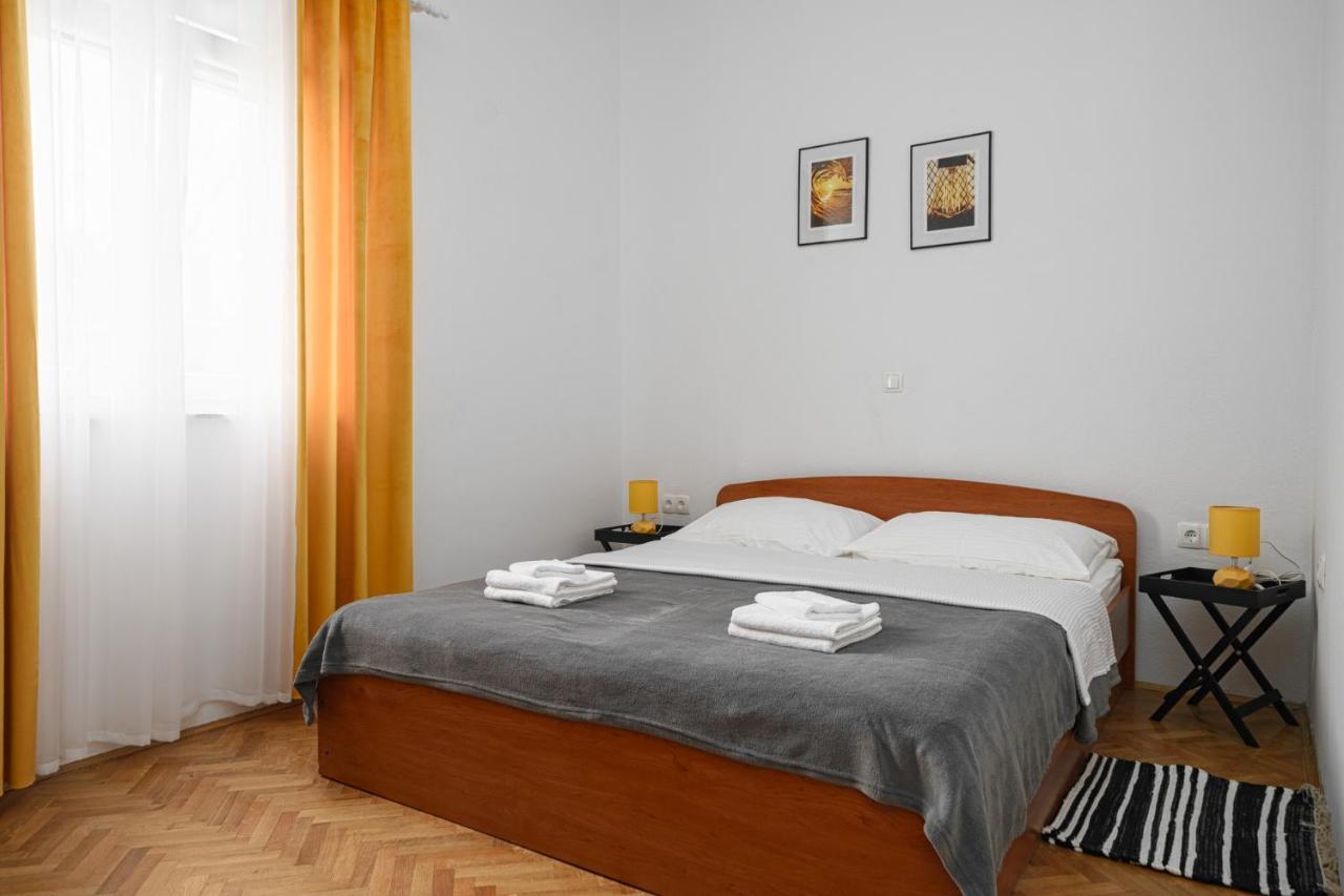 Apartman Rusula Vodice Exteriör bild