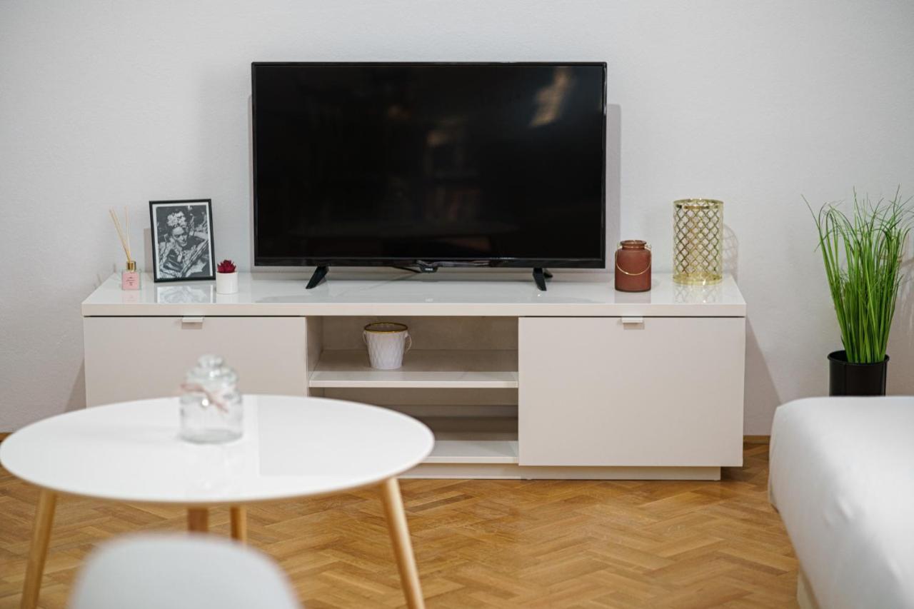 Apartman Rusula Vodice Exteriör bild